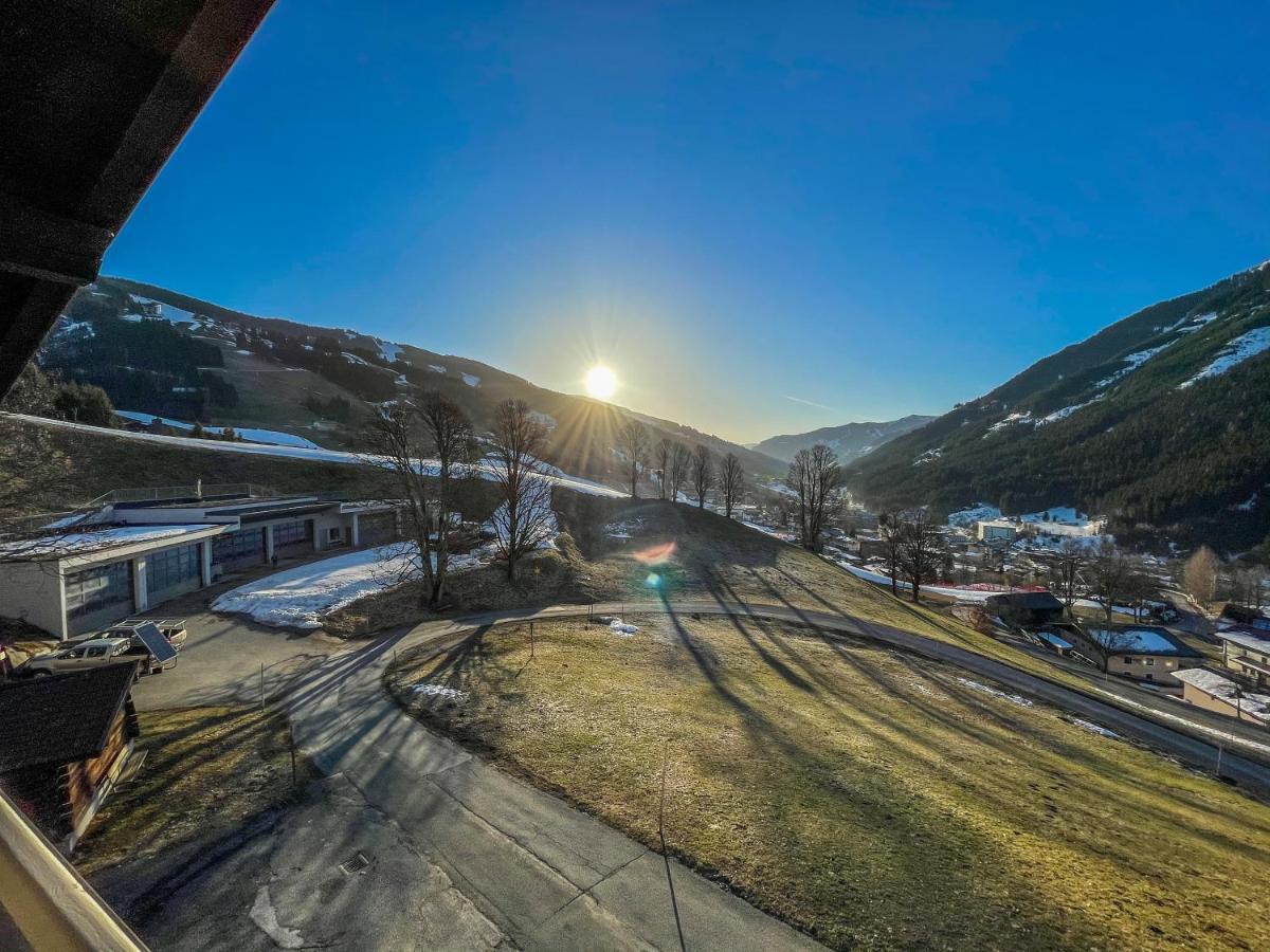 Saalbach Apartments Landhaus Bernkogel - Ski In Ski Out エクステリア 写真