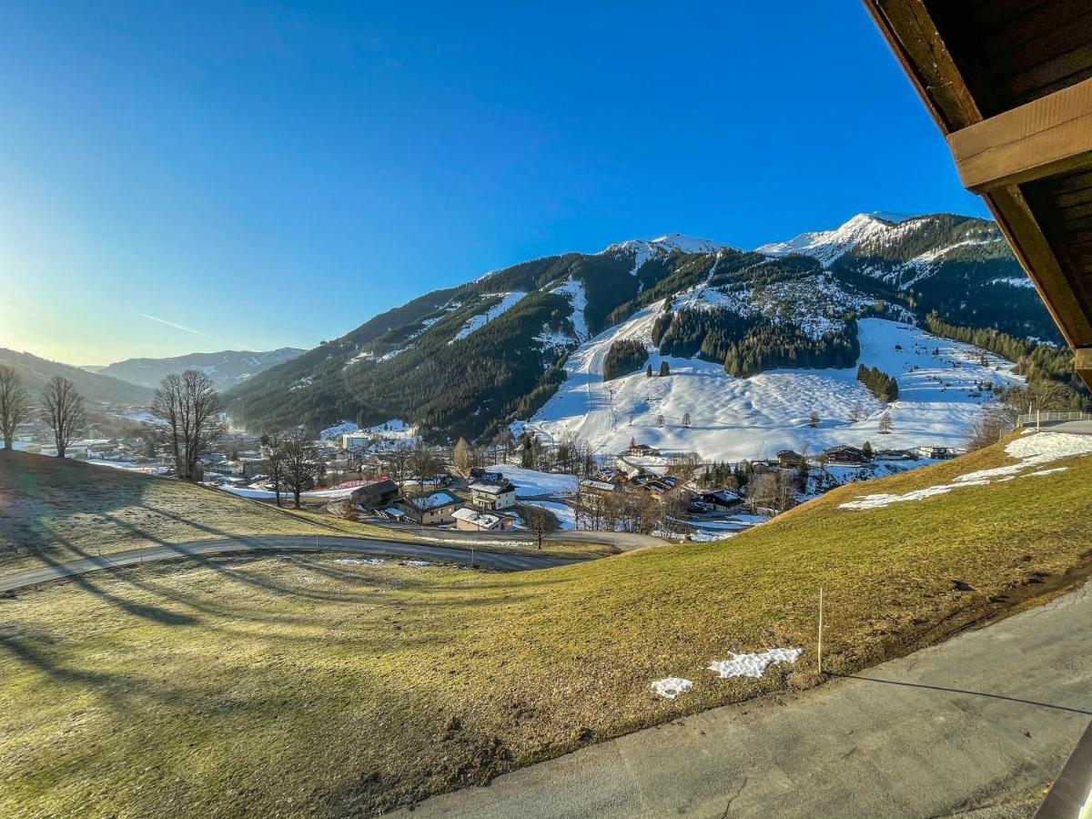 Saalbach Apartments Landhaus Bernkogel - Ski In Ski Out エクステリア 写真
