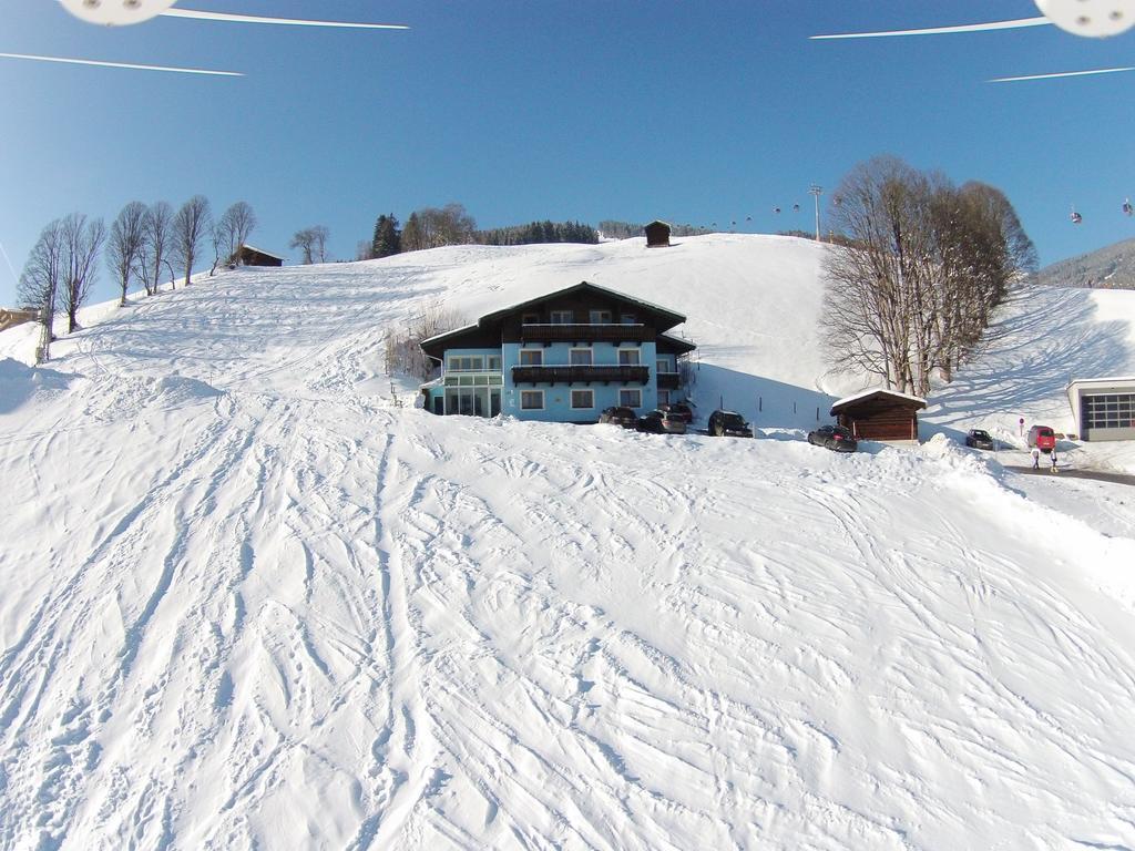 Saalbach Apartments Landhaus Bernkogel - Ski In Ski Out エクステリア 写真