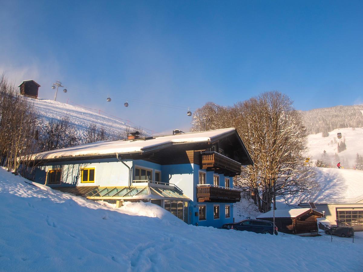 Saalbach Apartments Landhaus Bernkogel - Ski In Ski Out エクステリア 写真