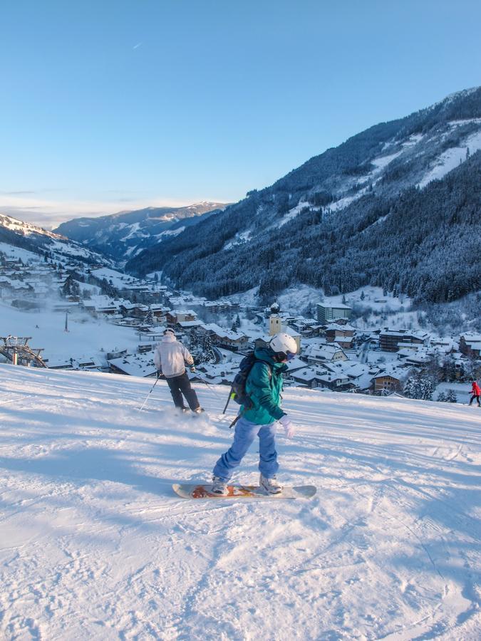Saalbach Apartments Landhaus Bernkogel - Ski In Ski Out エクステリア 写真