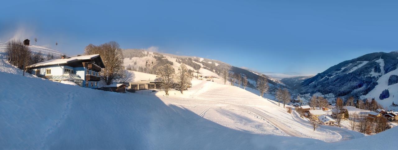 Saalbach Apartments Landhaus Bernkogel - Ski In Ski Out エクステリア 写真